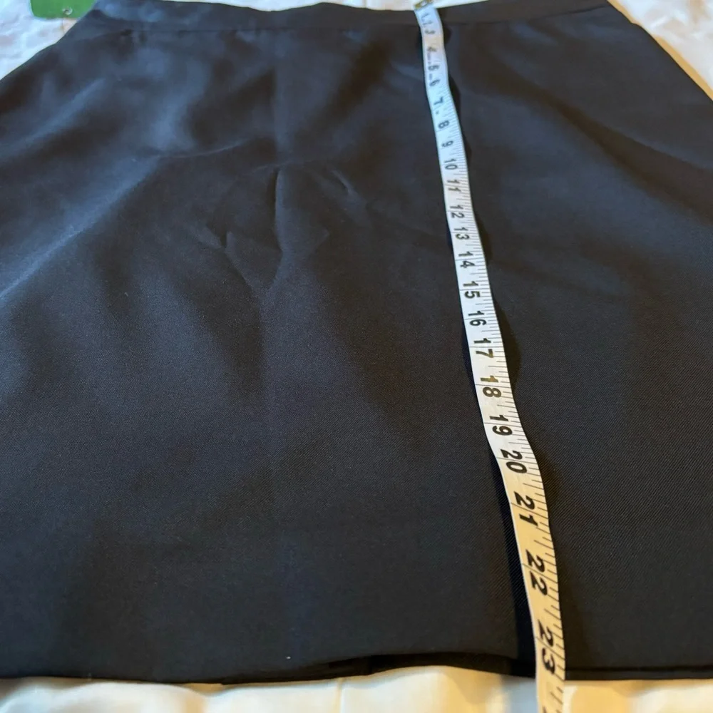 Appel & Brooks NWT Fully lined black pencil skirt Size 12